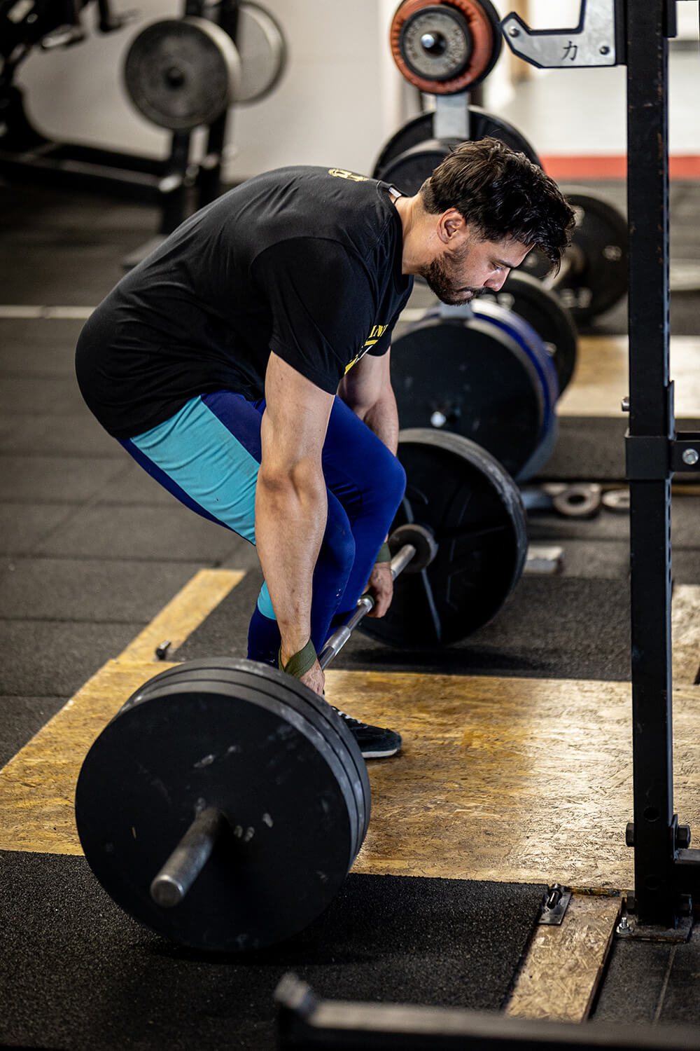 powerlifting-rebellion-gym-01
